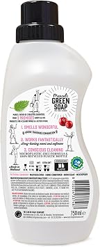 Marcel's Green Soap - Fabric Softener Patchouli & Cranberry - Microplastic-free formula - Vegan - 100% recycled plastic bottle - Refillable - 30 washes - 750ml