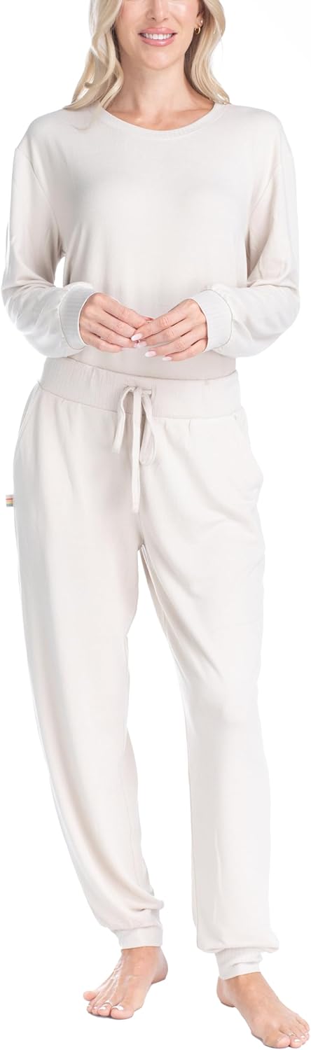 Ocean Pacific Fuzzy Feelings Pajama Set, Long Sleeve and Jogger Sleep Pants - Image 5