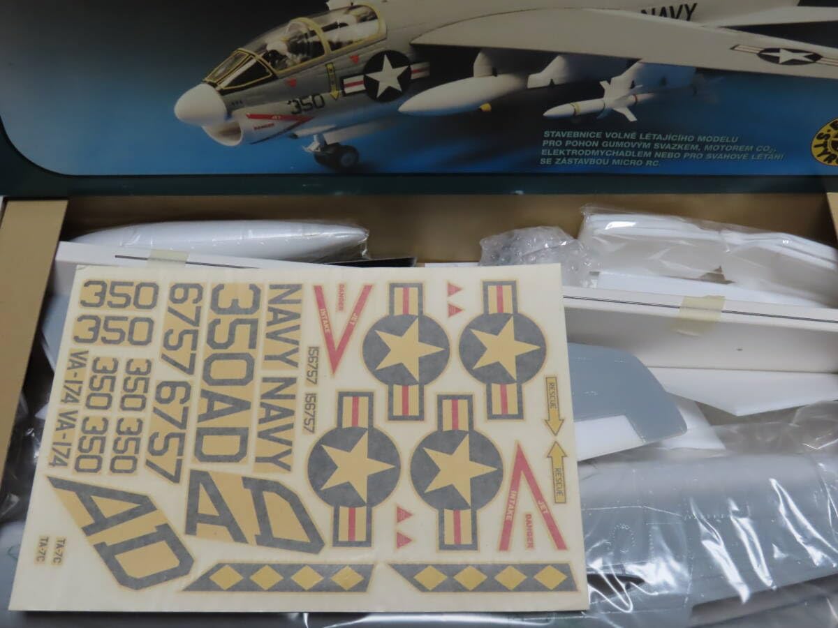Amazon.co.jp: FLYING STYRO TA-7C Corsair 2 ARF RC : Toys & Games