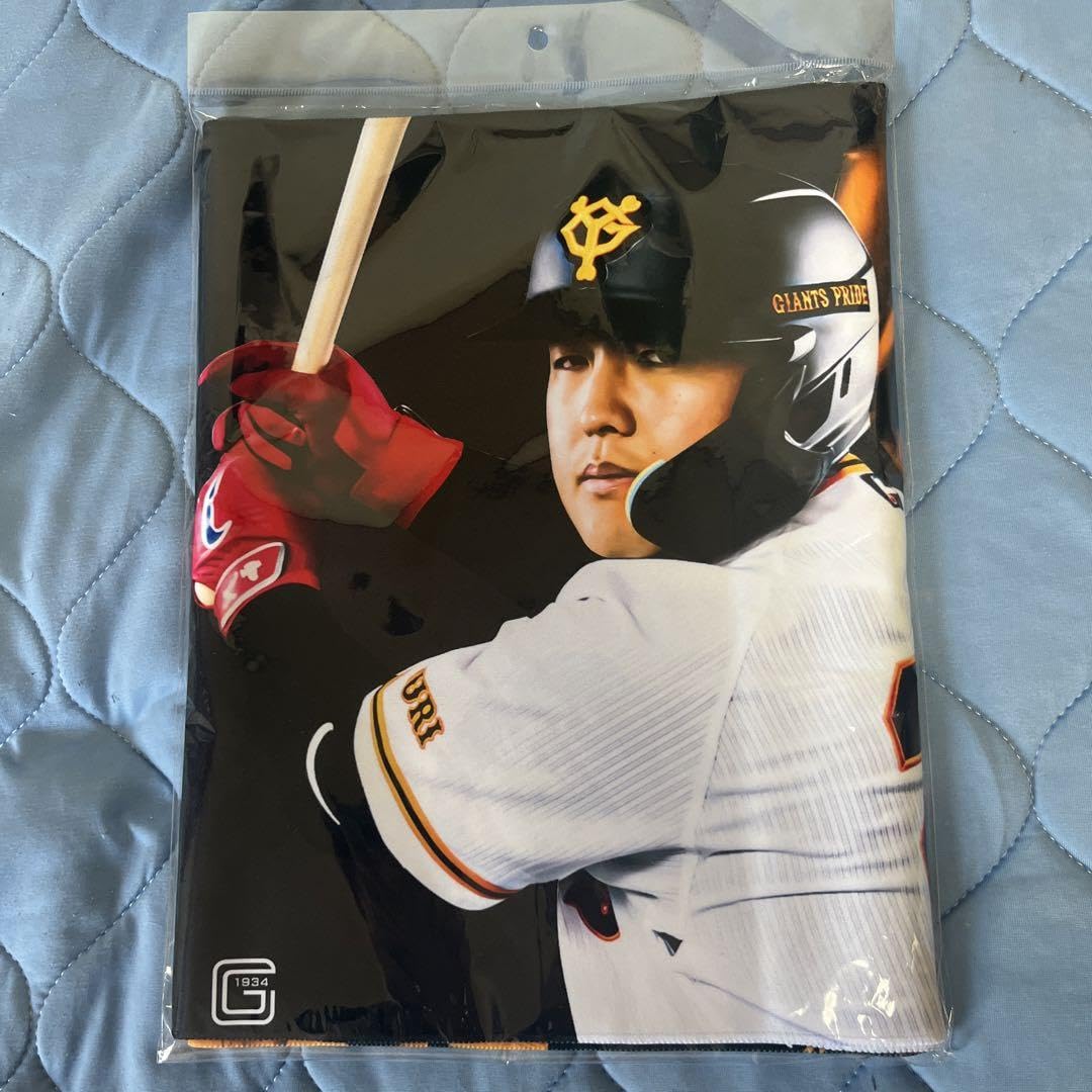 Amazon.co.jp: 読売ジャイアンツ 巨人 岡本和真 プレイヤーズ フォト