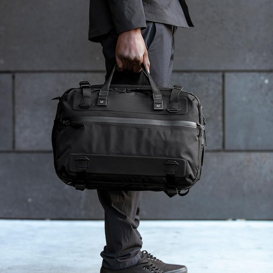 Amazon | [ブラックエンバー] FORGE30 2WAY ブリーフケース 20L 30L