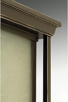 Vista 3 de Progress Lighting Endicott Collection - Farol de poste para exteriores de lino y vidrio color ámbar grabado con 1 luz, bronce antiguo