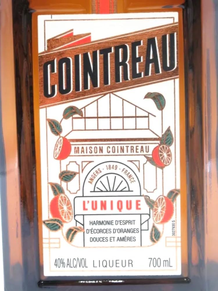 コアントロー ホワイトキュラソー 40度 700ml [並行輸入品]