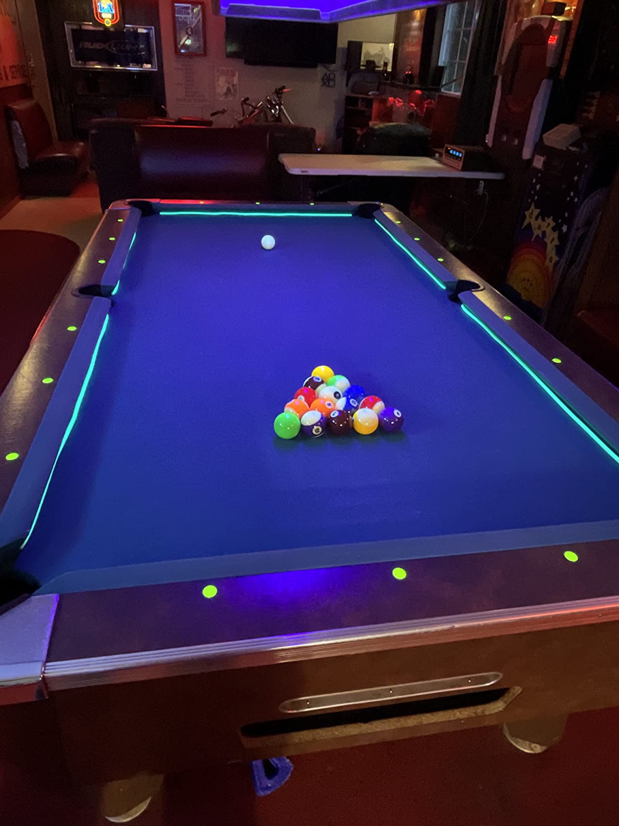 30/mo Finance Aramith Glow in the Dark (Black Light) Billiard Table