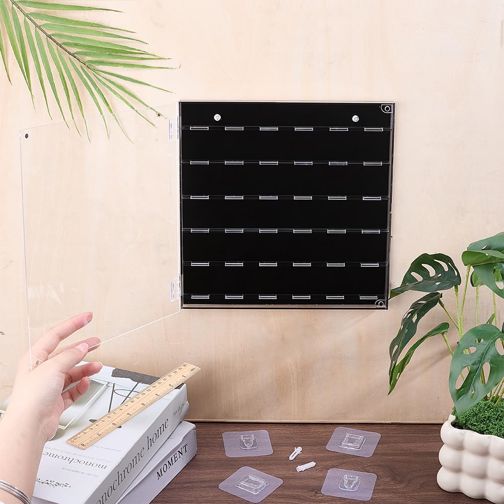 BENECREAT Akustik Gitarrenplektrum Aufbewahrung, 36 Steckplätze Großraum Transparentes Plektrum Display Case mit 4 Haken Wandmontage Musikzubehör Organizer, 24x24x1.8cm
