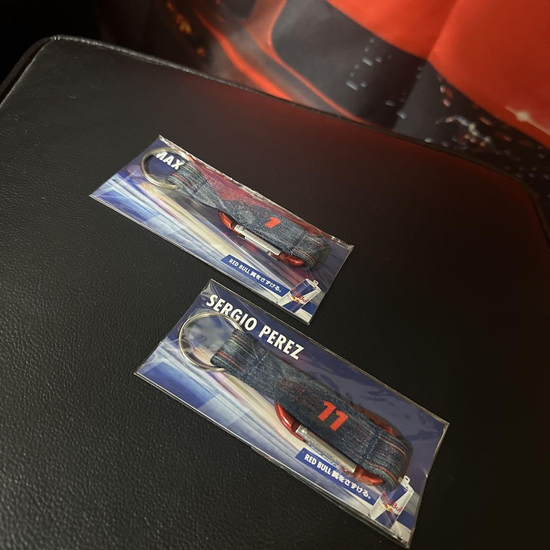 RedBull　palace カラビナ 最安値 Amazon.co.jp: 三重県 限定 F1 レッドブル レーシング カラビナ 2個