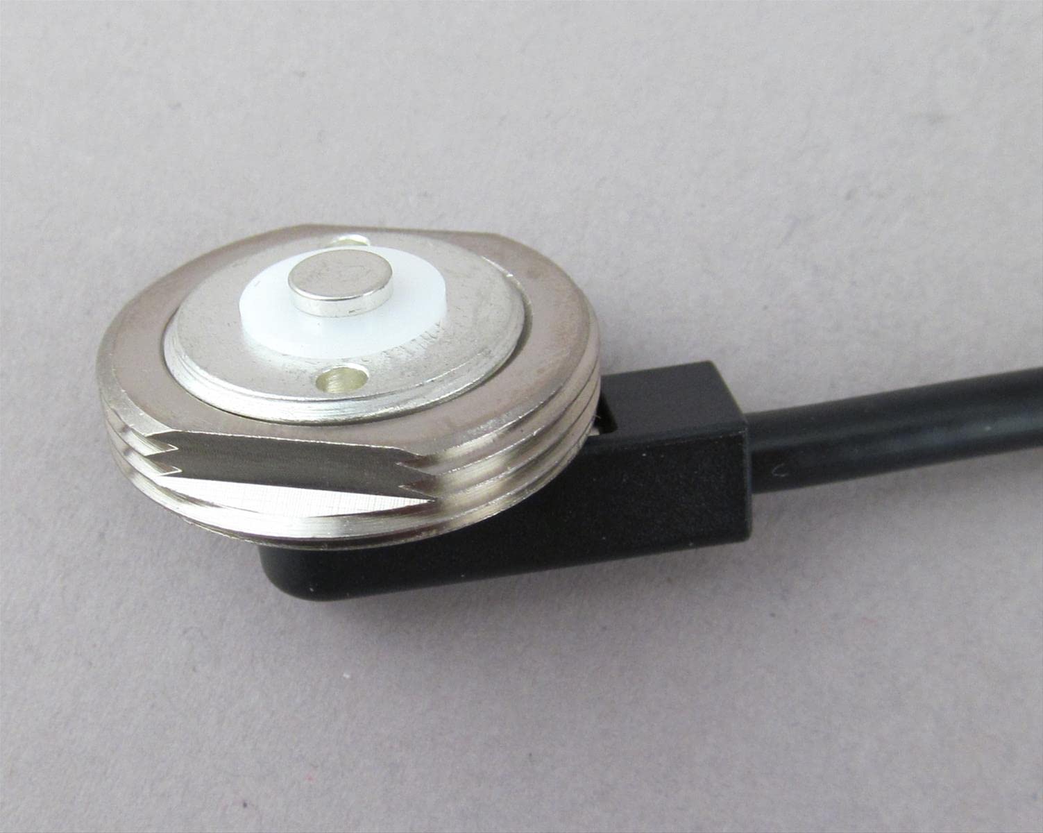 Amazon.com: Larsen Original NMO-K 3/4'' Permanent Hole Mount with
