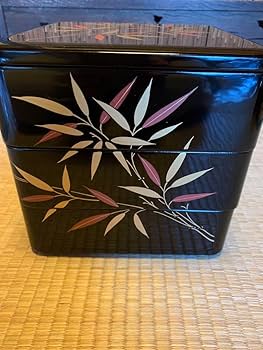 Amazon.co.jp: 三段重箱 笹本金蒔絵 越前塗り : ホーム＆キッチン