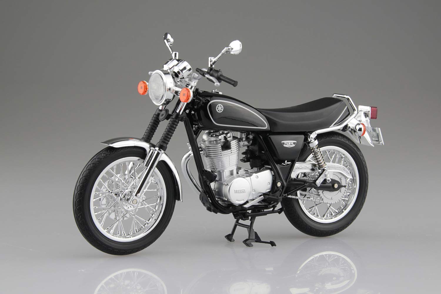 YAMAHA SR400 ヤマハ ブラック 1/12 完成品 バイク アオシマ アオシマ ヤマハ SR400 ヤマハブラック 1/12 完成品バイク