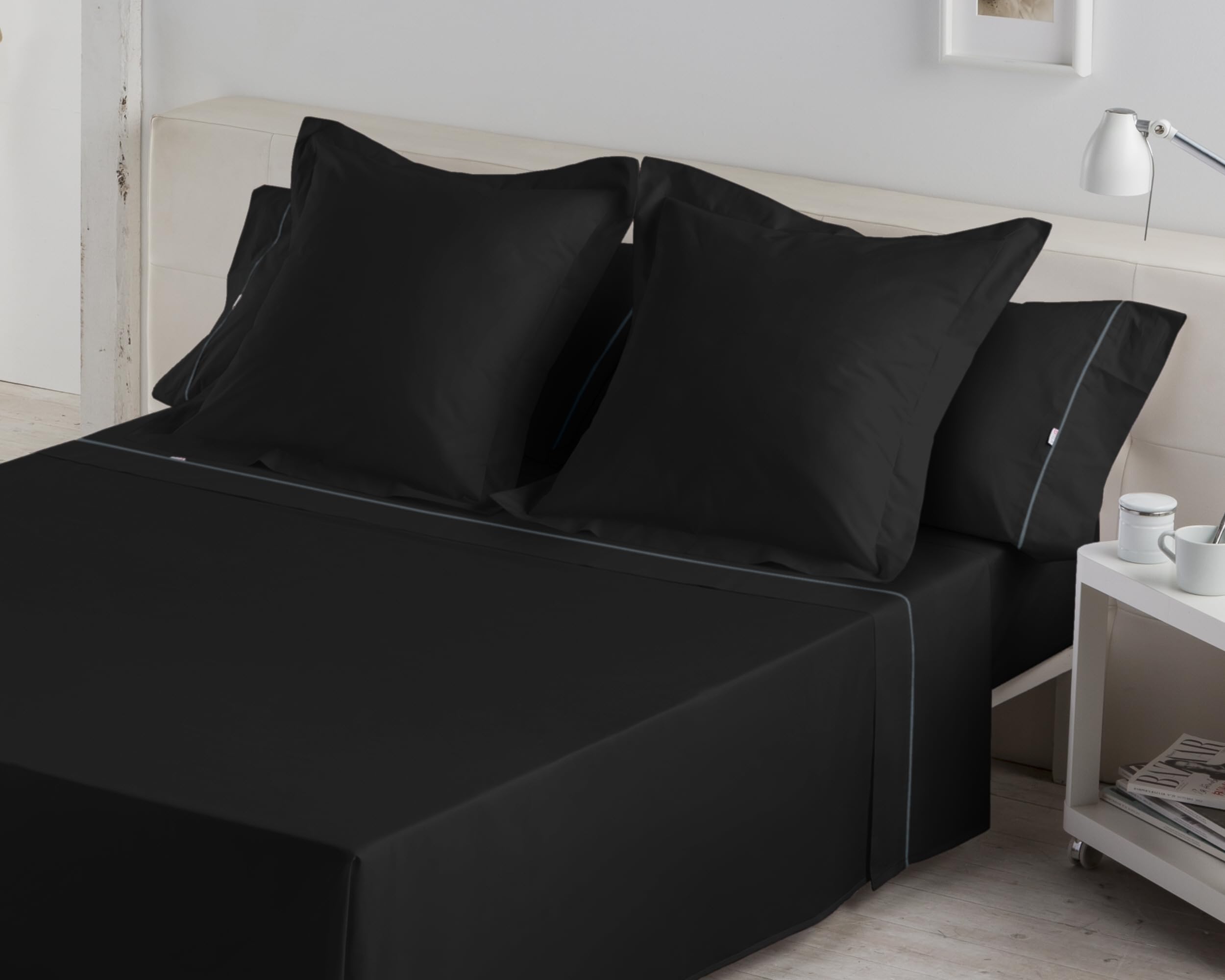 Juego de sábanas liso color negro Cama de 135/140 (3 piezas) -50% algodón / 50% poliéster - 144 hilos. Gramage: 115