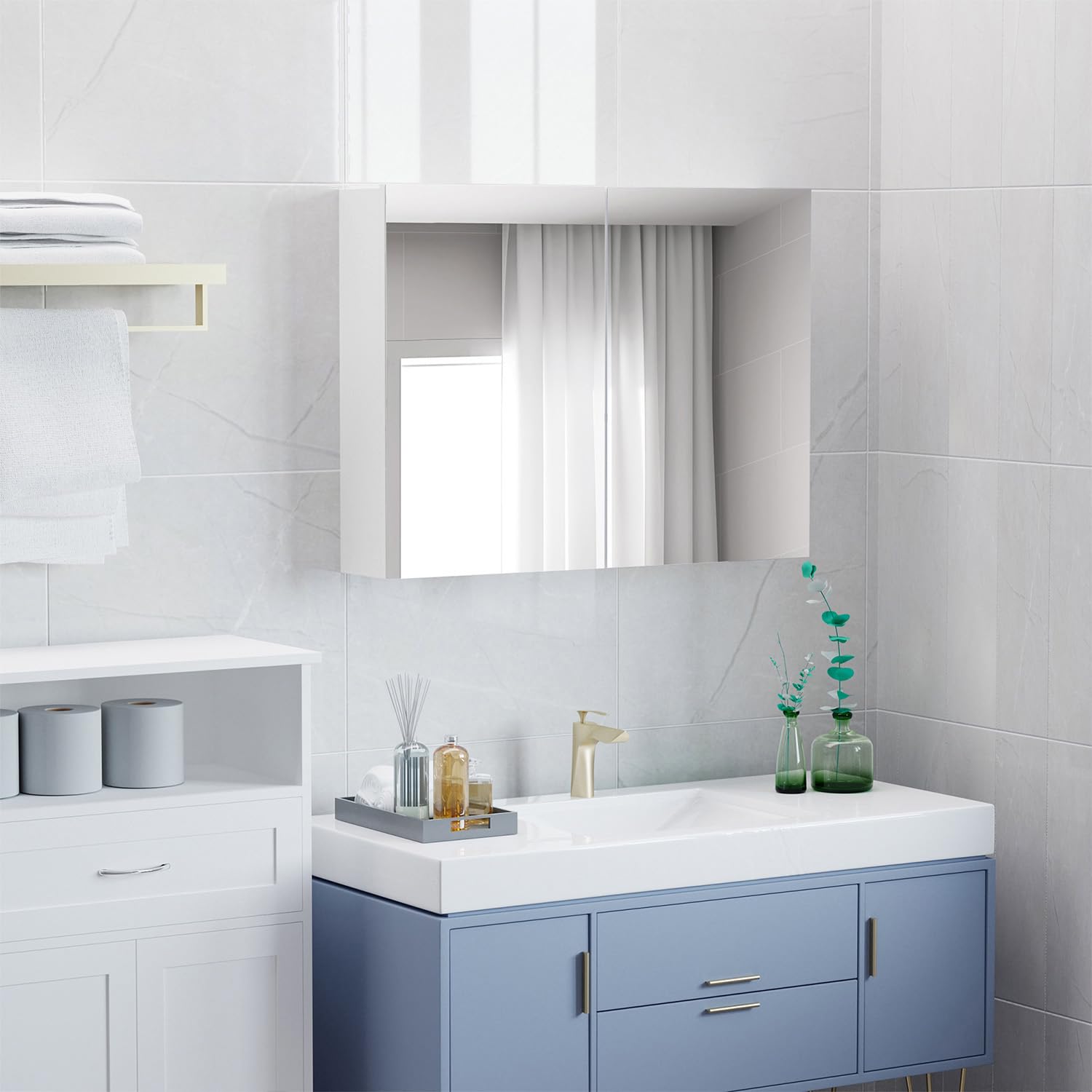 HOMCOM Armoire Murale Salle de Bain avec Miroir, 80 x 15 x 60 cm, Meuble Salle de Bain, Armoire de Toilette avec Double Portes et étagères réglables, Blanc