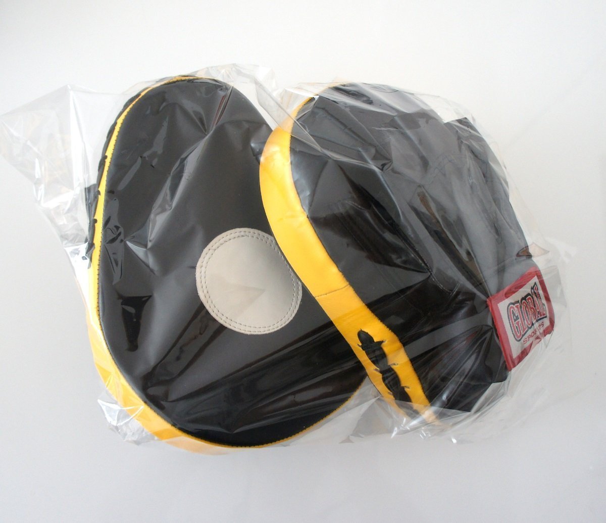 Amazon | パンチングミット 031 黒・黄 2個セット (高級レザー