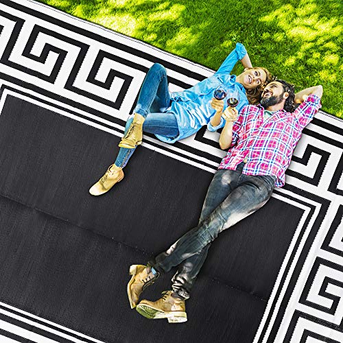 SAND MINE Reversible Mats, Plastic Straw Rug, Modern Area Rug, Large Floor Mat and Rug for Outdoors, RV, Patio, Backyard, Deck, Picnic, Beach, Trailer, Camping (9' x 12', Black & White)