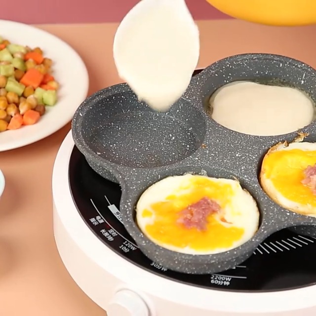 Poêle à Pancakes 4 Trous En Forme De Cœur – Antiadhésive, Alliage Aluminium – Pour Petit-Déjeuner, Omelettes, Burgers