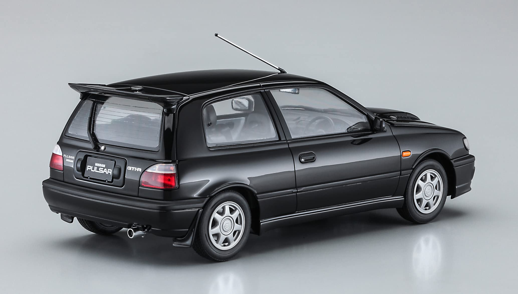 ハセガワ Hasegawa HA21147 1:24 Nissan Pulsar (RNN14) Kit de Modelo GTI-R, Color Moldeado