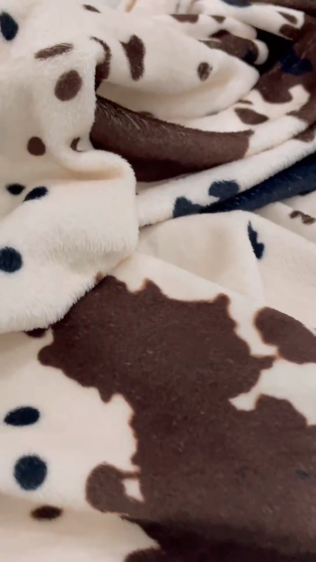 Amazon.com: Yiyhuxf Cow Print Blanket Animal Brown Black