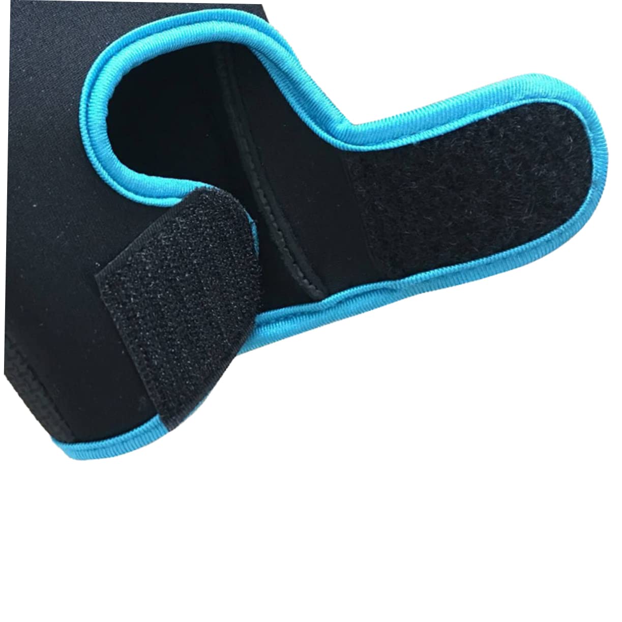 ifundom Half Finger Cycling Gloves Antiskid Fitness Gloves for Gym and Sports Breathable and Comfortable Weightlifting Black