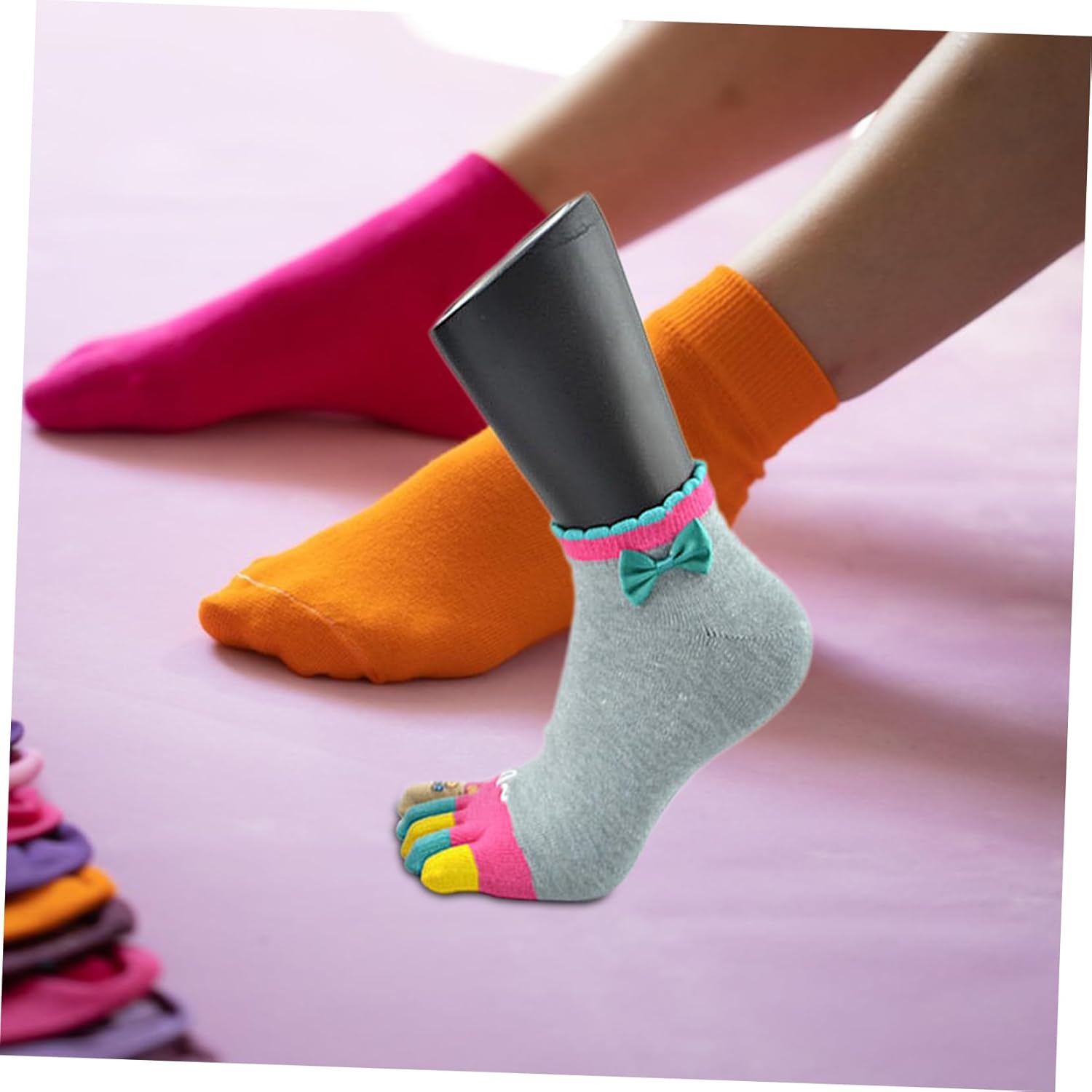 Gatuida Five Toe Foot Mannequin Display Stand for Sandals and Ankle Jewelry Lightweight Sturdy Portable Design for Retail Home Use and Photography Props for Unique Displays
