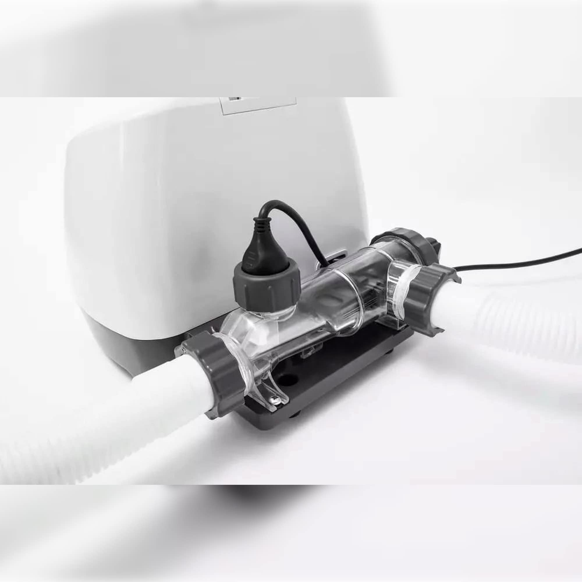 Intex 26642 Pompa a Sabbia I.1, Flusso d'Acqua 3.500 l/h, Flusso di Sistema 2.000 l/h & 26662 Generatore Salino di Cloro per Piscine Piccole Metal Frame e Prism Fino