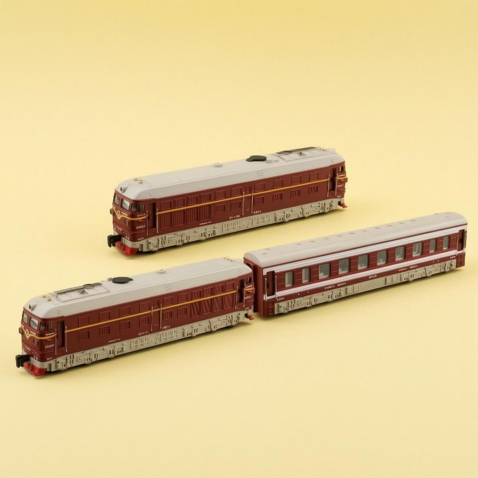 Tren Triple Secciones Acoplamiento Magnético Locomotora Aleación Resistente Modelo Tren Eléctrico, Rojo