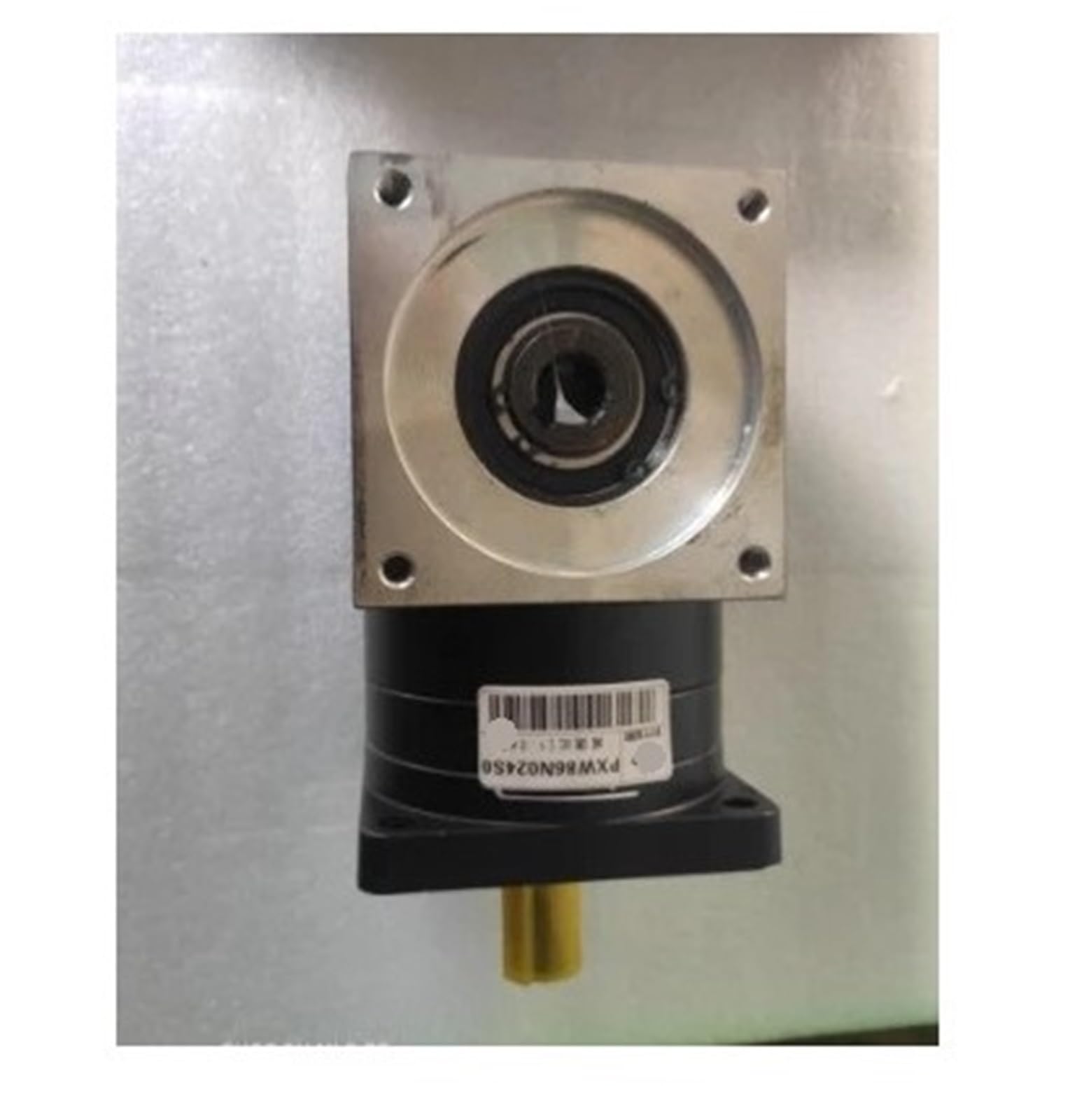 Reductor planetario de 90 grados y 86 mm con caja de engranajes de ángulo recto for servomotor paso a paso Nema34, relación de velocidad: 3:1, 4:1, 5:1 y 6:1. | 5 to 1