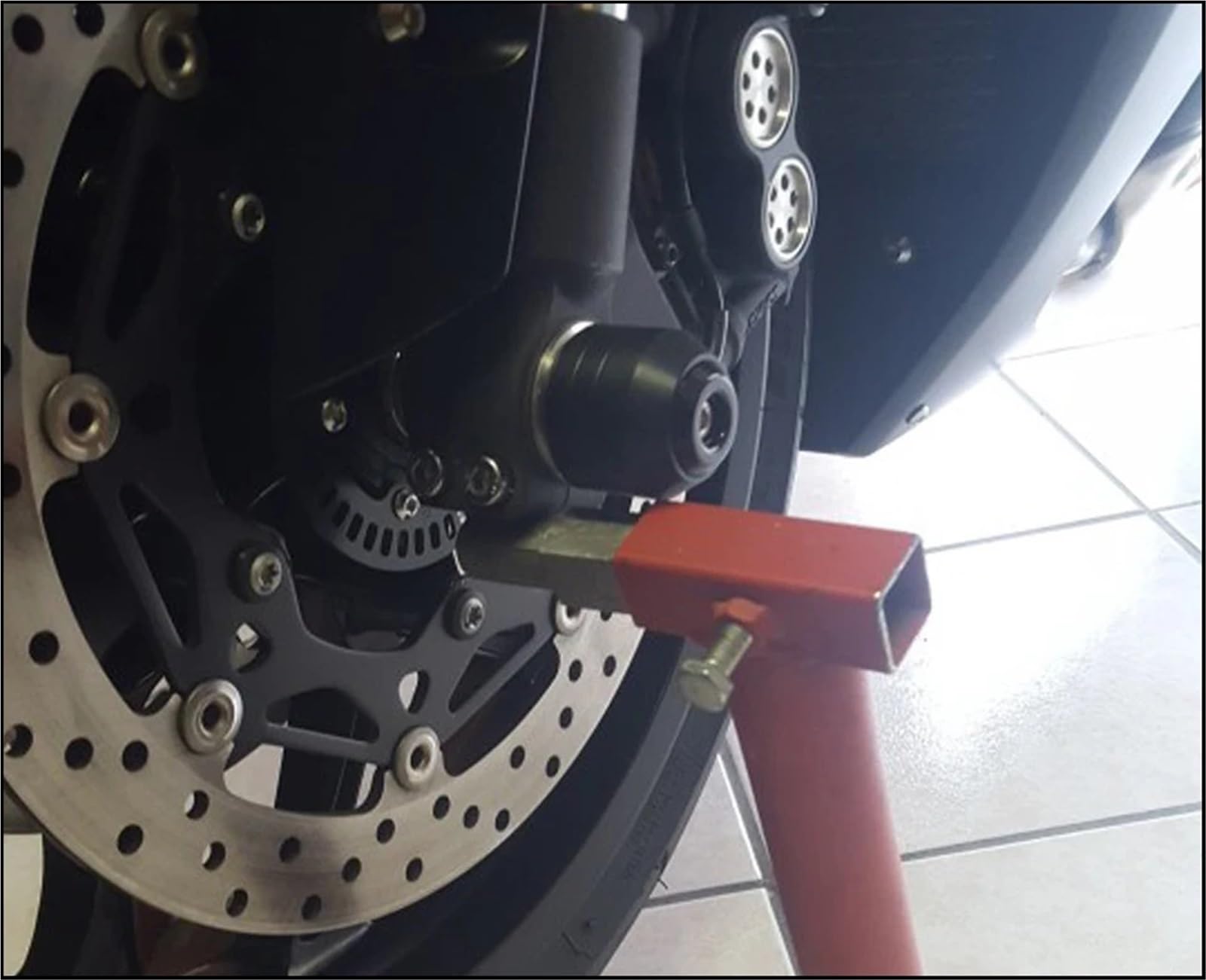 Pasuje Do SUZUKI GSXR GSX-R 600 750 2011-2014 Przednie Tylne Koło Suwak Widelca Oś Crash Protector Osłona Wahacza wspornik szpula wahacza(Blue)