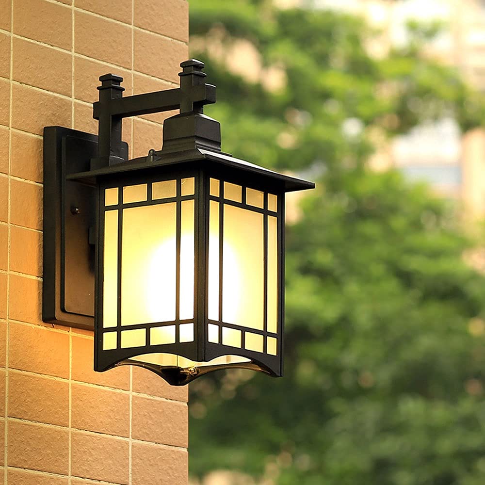 Luz de pared impermeable de metal antioxidante con diseño vintage para chalet y exterior