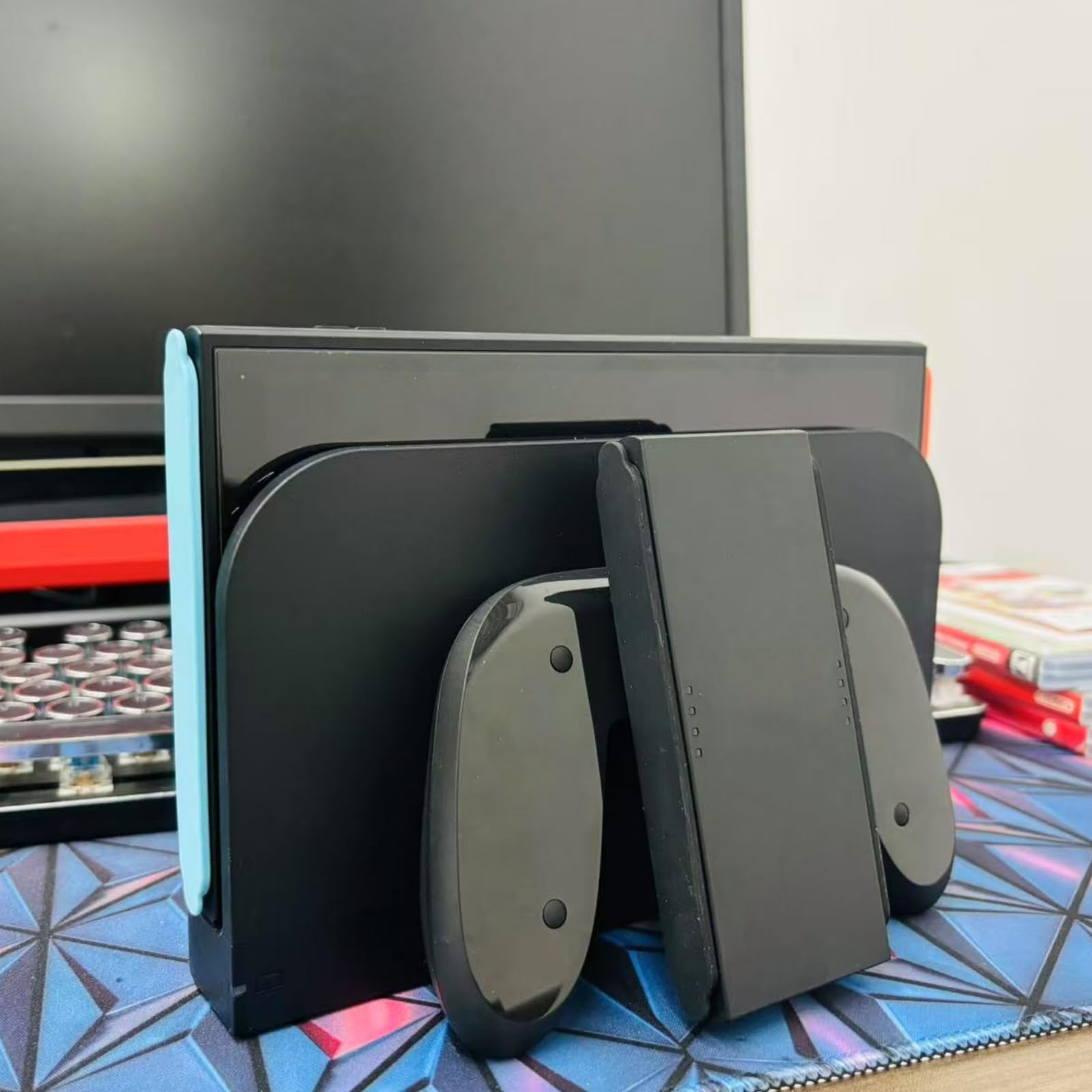 Hzxkqmil Bouchons Anti-poussière en Silicone pour Nintendo Switch 2 (2025) | Bouchons Anti-poussière Souples Bouchons de Protection Latéraux Bande Décorative pour Switch 2 Console, Bleu + Orange