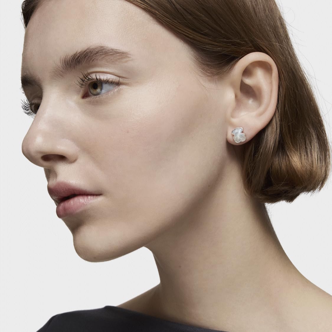 TOUS Pendientes de Plata de Primera Ley para Mujer con Oso en Nácar de 10mm, Icon Color