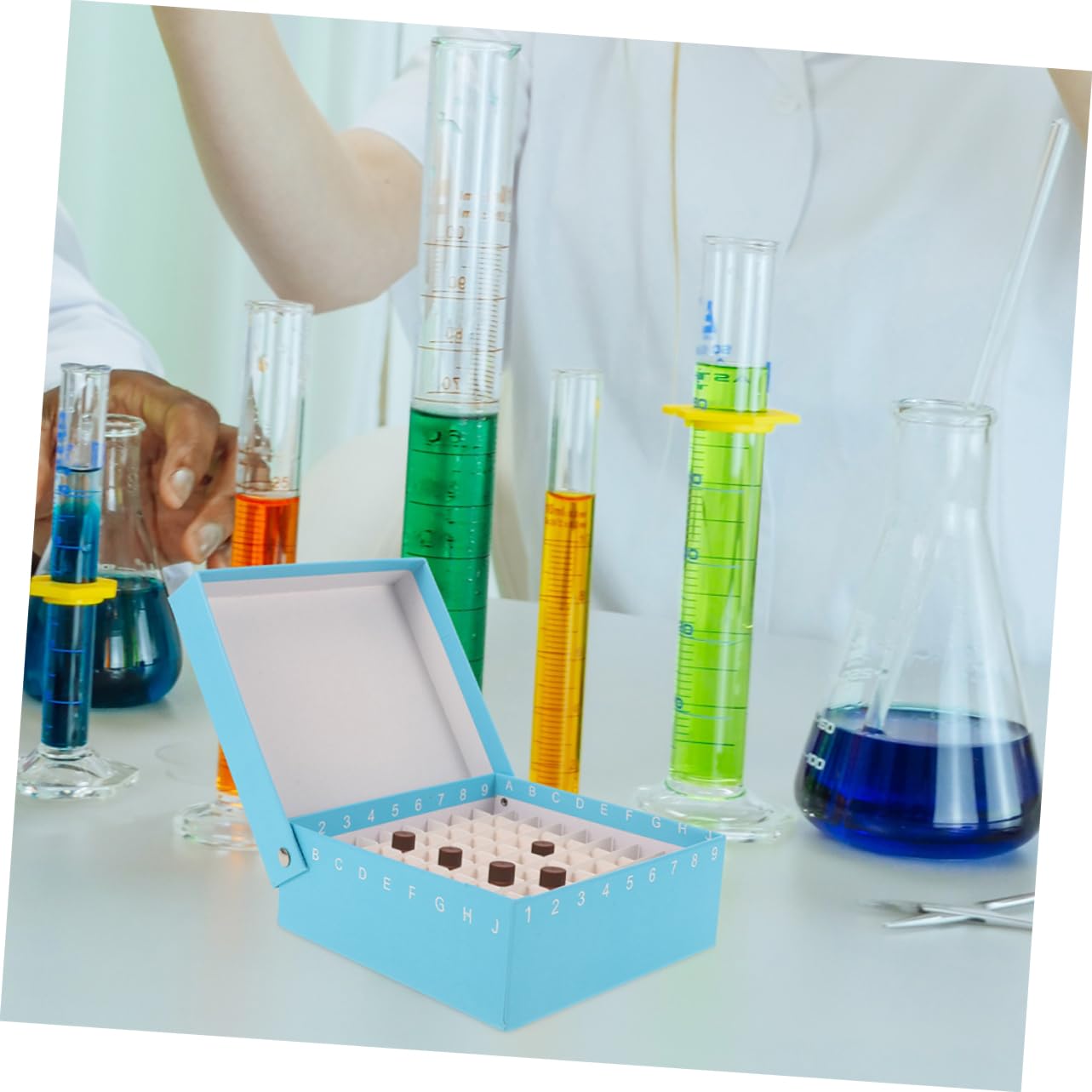 Scatola Porta Provette Centrifuga per Congelatore 2 Pezzi in Carta e Plastico Design Multi Griglia e Coperchio Collegato per Esperimenti di Laboratorio