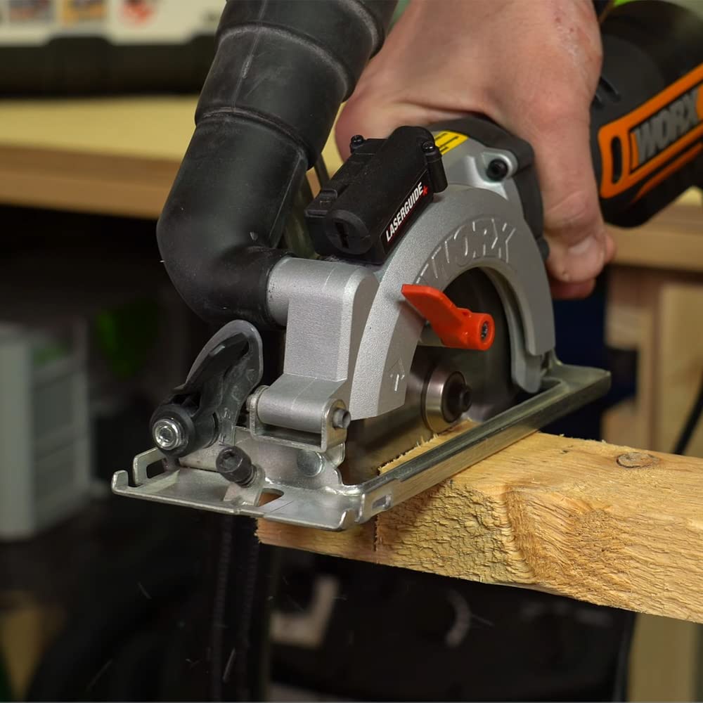 Sierra Circular WORXSaw XL | WX427 | Disco de 120mm | 46mm de profundidad de corte | Incluye 3 discos WORX en equipo básico | Potente motor de 710W | Incluye maletín