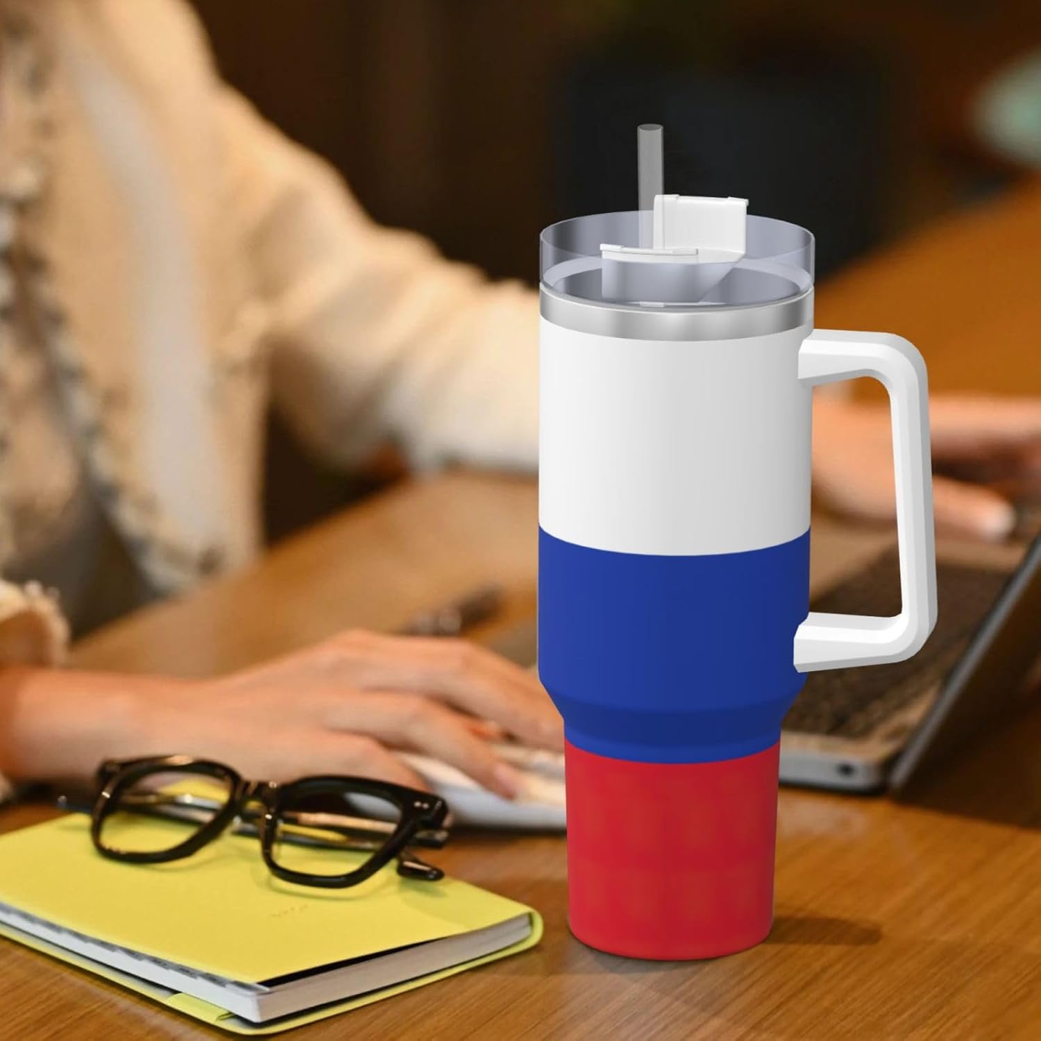 40 OZ Russian Flag Print Ice Bully Cup with Handle Straw Lid Straw,Stainless Steel Tumbler Coffee Cup