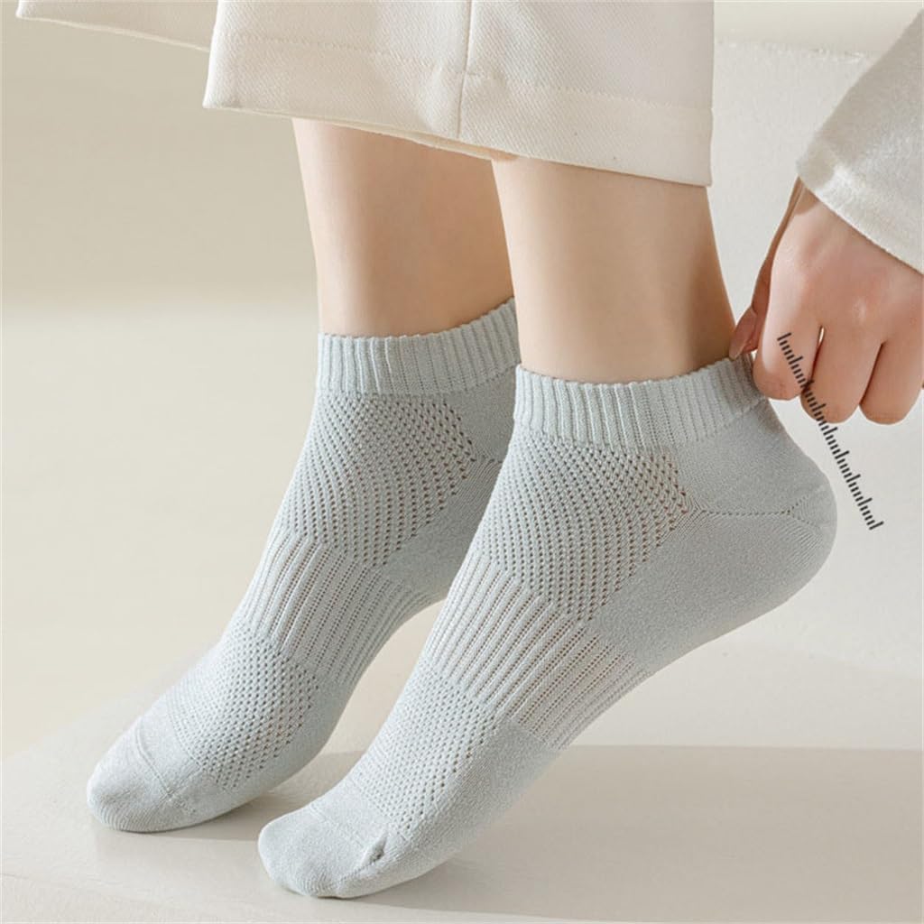Boneless Seams Wear Socks with a Naturally Cool Feel