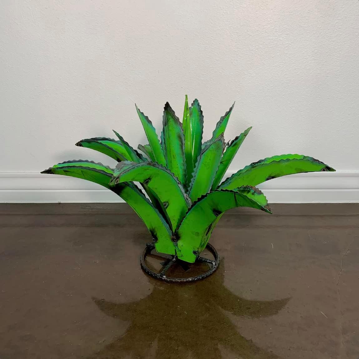 Huge Metal Agave - Garden Art, Metal Yard Art, Garden Decor, Outdoor and Indoor Metal Decor, Metal Yard Decoration (Small - 22x19x16)