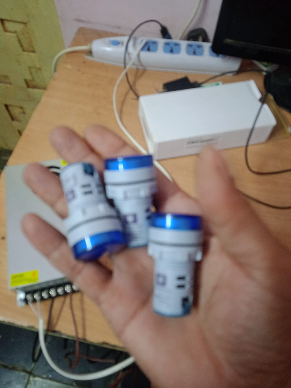 CONTROL LED Panel Indicator 220V 22MM Plastic Set of 4 (Blue) : Amazon ...