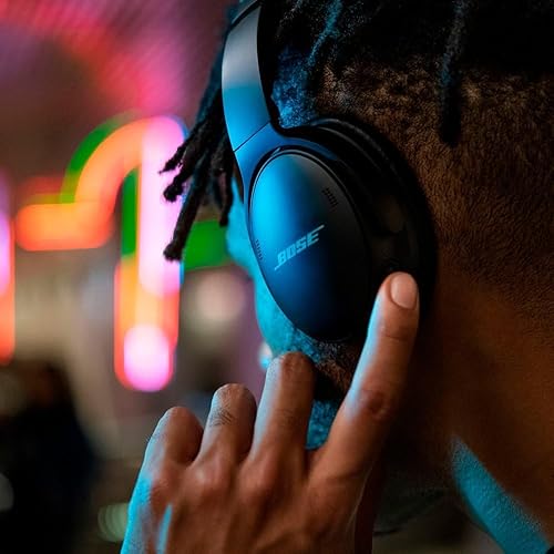 Miniatura 5 de Bose QuietComfort 45 Auriculares inalámbricos Bluetooth con cancelación de ruido, triple negro (renovado)