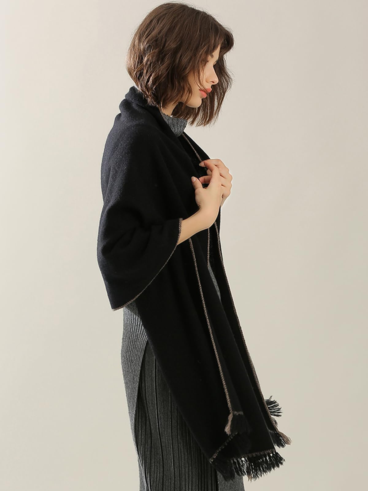 Donna Sciarpa Scialle Caldo di Lana con Nappa, Moda Lungo Grande Sciarpe Stole Sciarpa Coperta, 100% Lana Invernale Sciarpe Scialli per Sera Matrimonio Viaggi, Autunno Inverno Regalo Black F