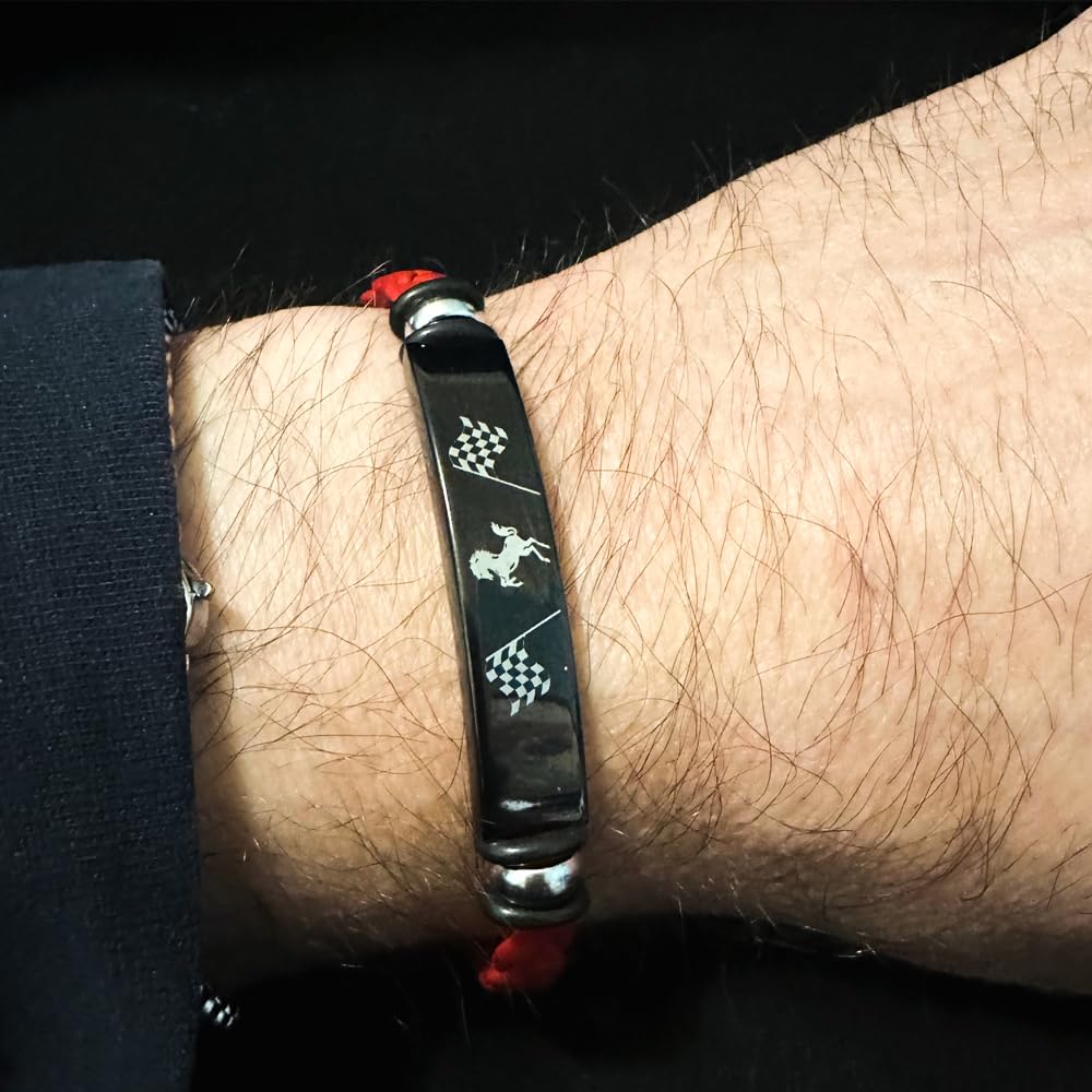Bracciale in Pelle con Cavallino Rampante e Bandiere a Scacchi, Nero, 21 cm, per Uomo