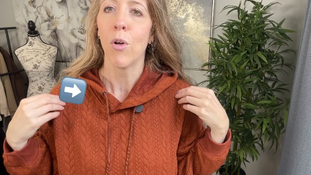 Are the pockets together or separate? Watch to see!