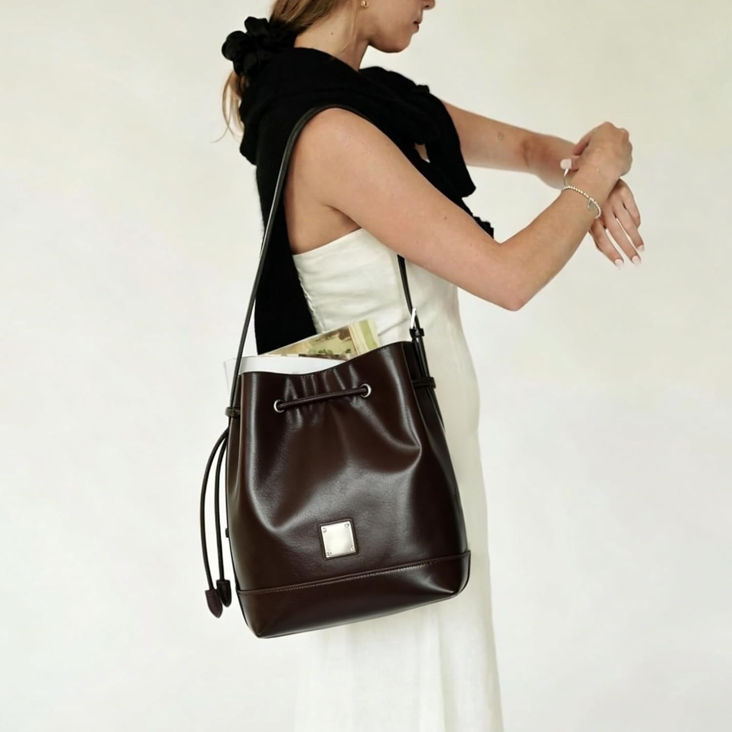 Drawstring Bucket Bag for Women, Magnetic Closure Adjustable Strap Crossbody Shoulder Handbag, Casual Daily Purse