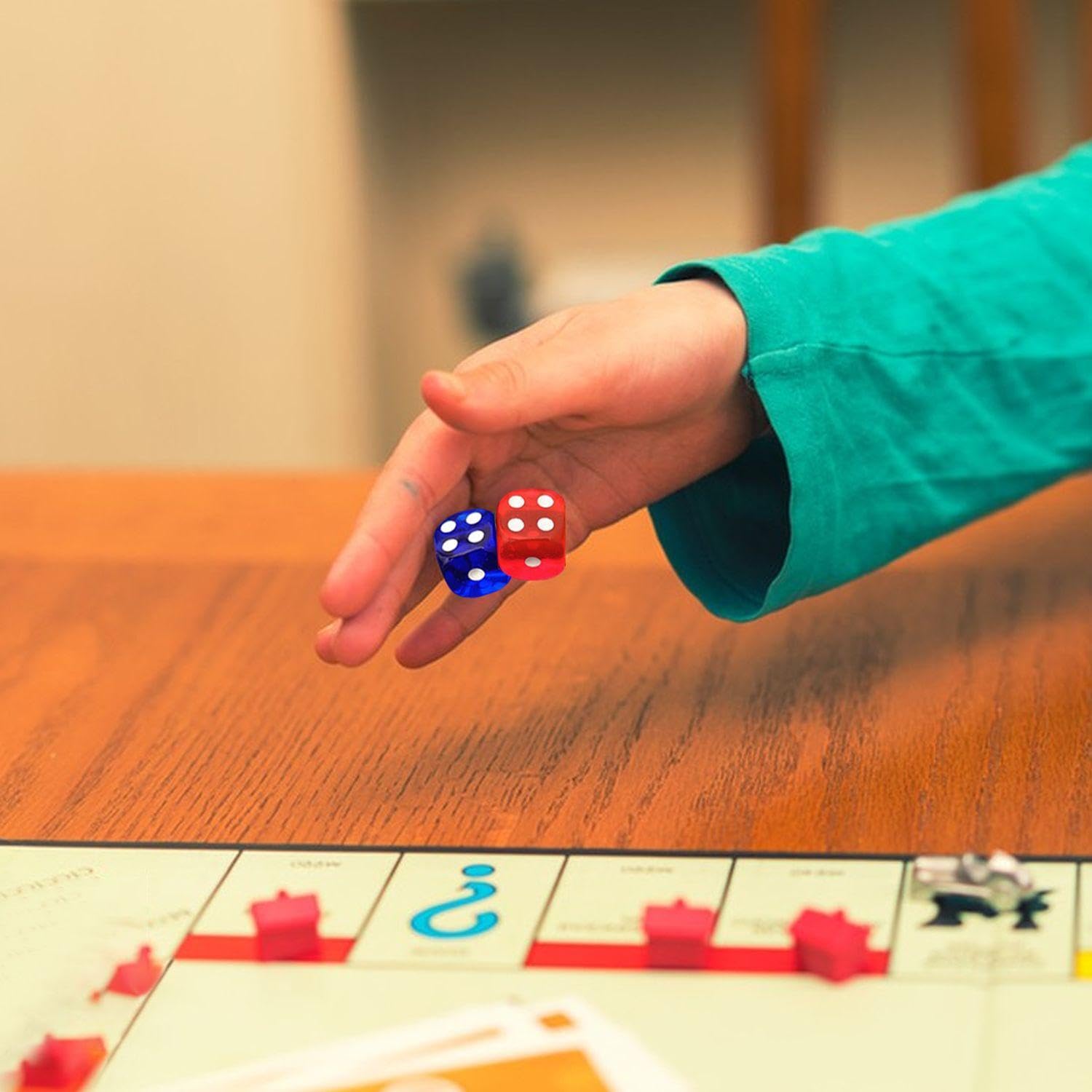 1 Tazza per Dadi in Pelle E Velluto con Coperchio E 10 Dadi Colorati, Accessori per Giochi da Tavolo, Giochi di società Interattivi, Giocattoli da Lancio