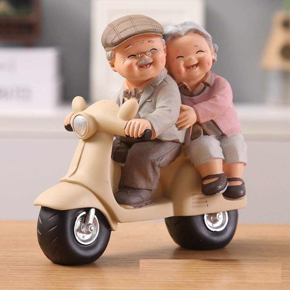 Statue couple amoureux vélo artisanat belles petites figures collection