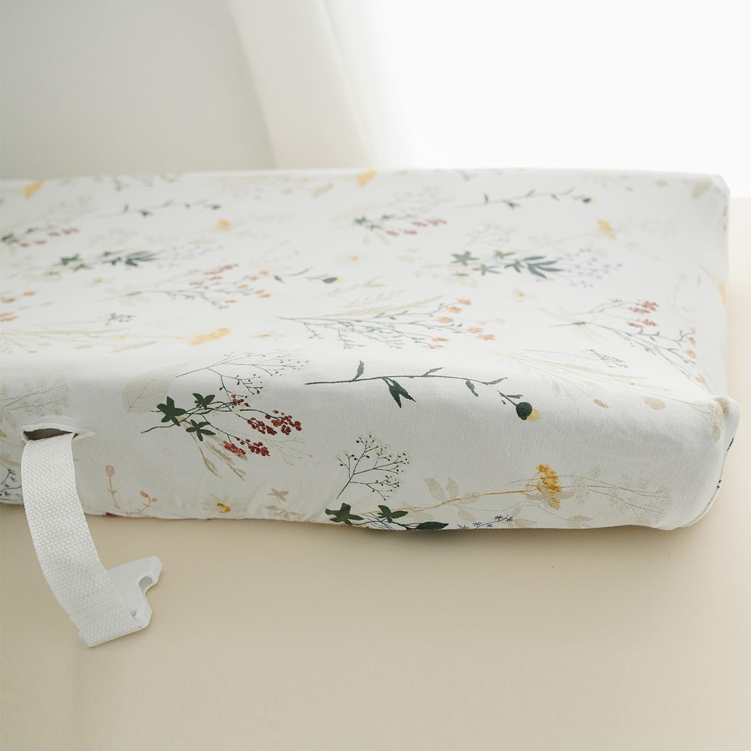Pobibaby - 2 Pack Premium Changing Pad Cover - Ultra-Soft Jersey Knit, Stylish Floral Pattern, Safe and Snug for Baby (Wildflower)