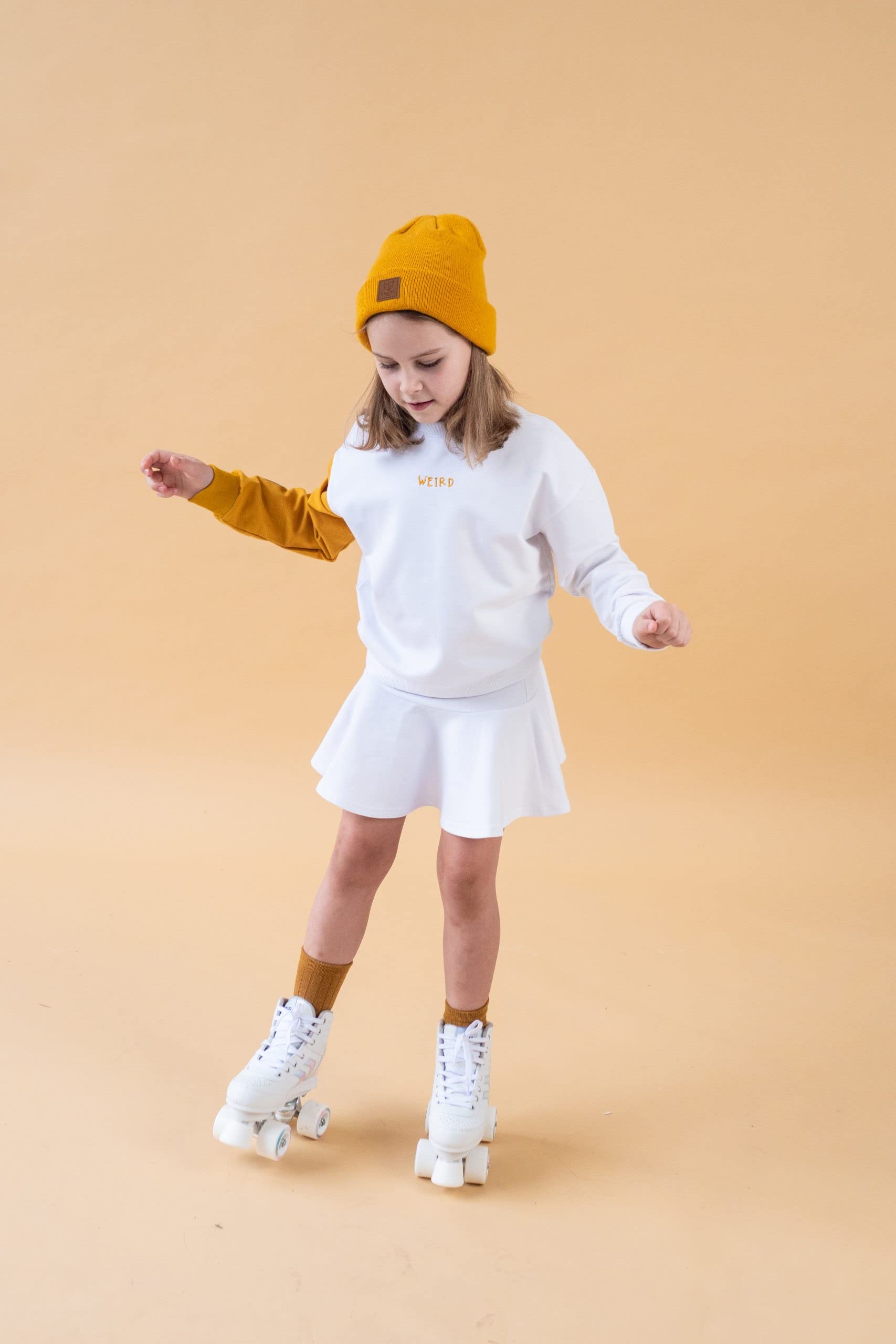 Smart&Cute Dres treningowy "WEIRDO" ręcznie robiony, ekologiczny materiał. Idealny do szkoły lub na zewnątrz. Kombinezon dla dziewcząt. Wygodny na zewnątrz/wewnątrz, dzieci, do szkoły, na czas wolny.