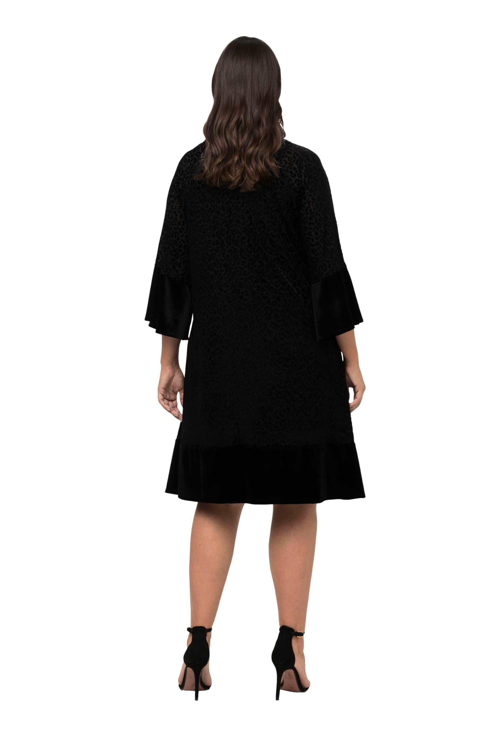 Ulla Popken Abito Midi dal Taglio Svasato con Design Leopardato, Scollo a Girocollo e Maniche a 3/4 821915