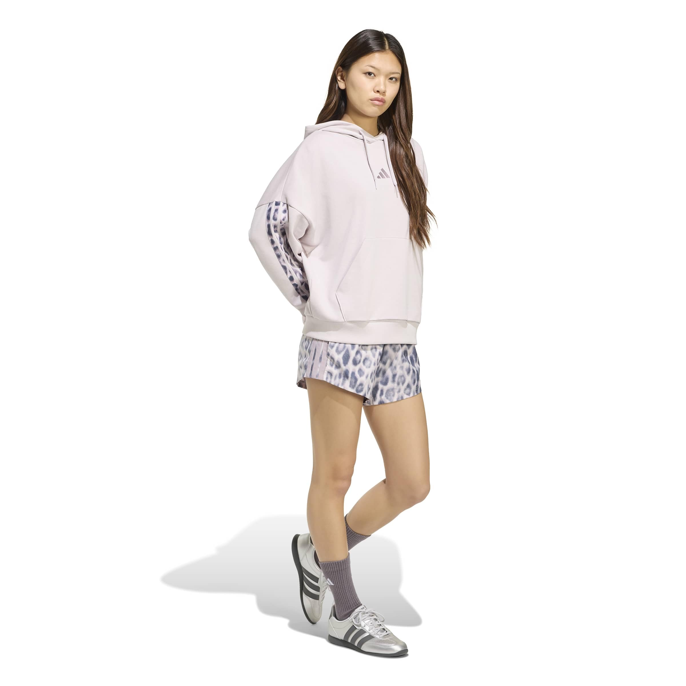 adidas dames Seasonal Essentials Leopard Print French Terry Hoodie with 3-Stripes, ice purple/MULTICOLOR, XL