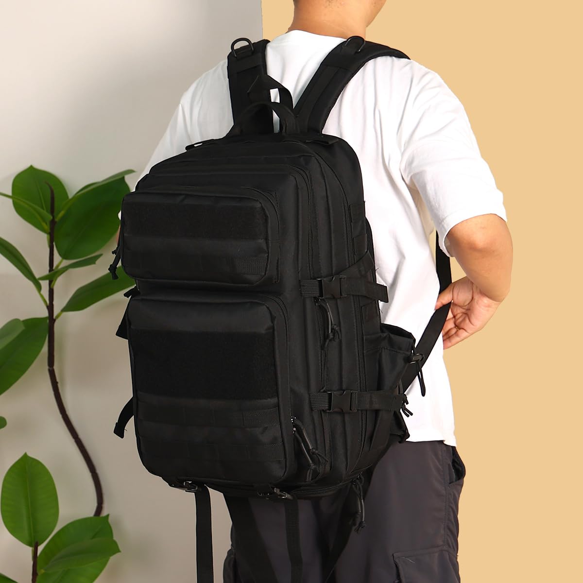 HUNTVP 50L Zaino Militare con Scomparto per Scarpe Zaino Tattico Molle Impermeabile per Sport Escursionismo Campeggio, nero