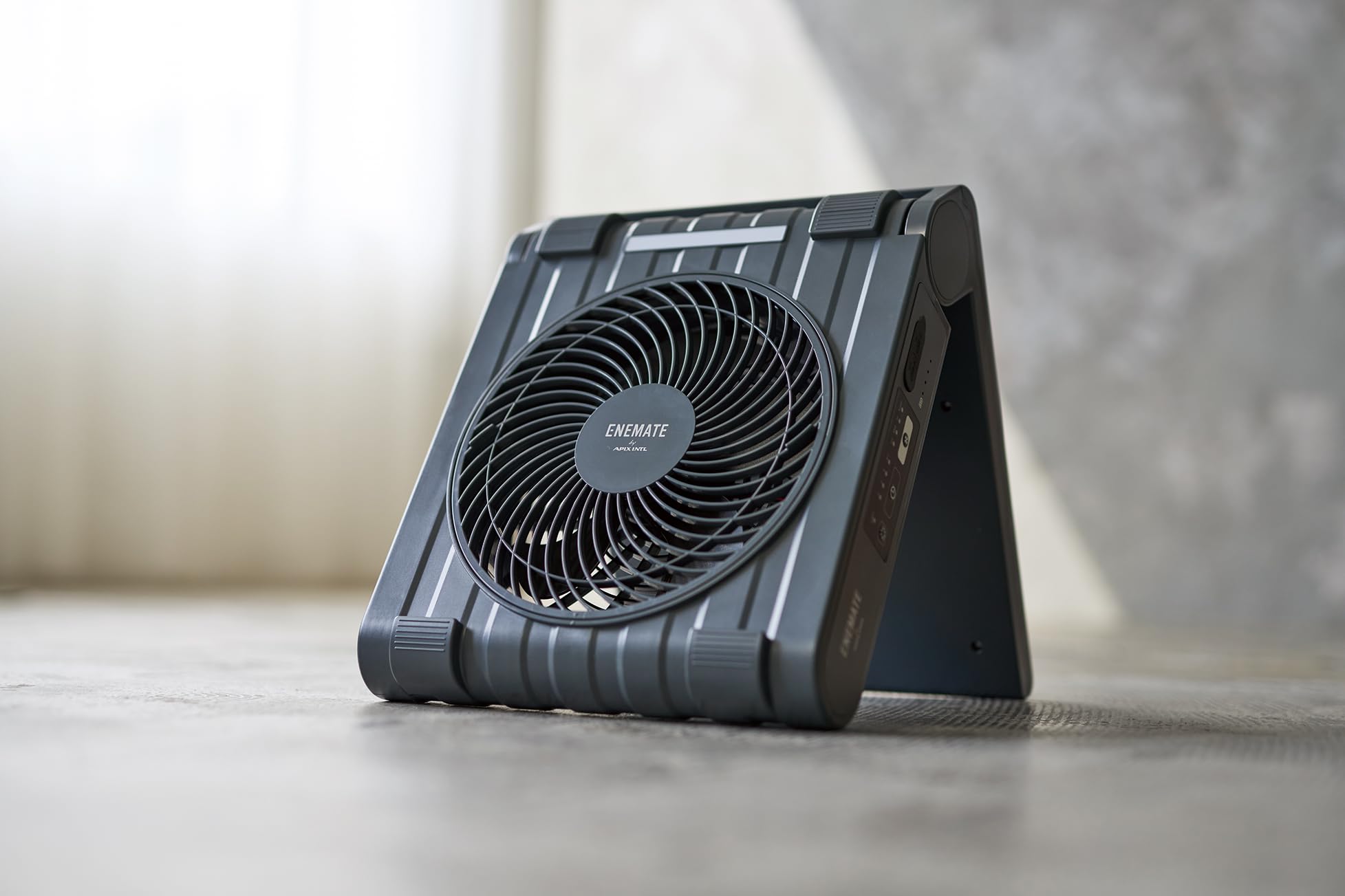 Amazon | アピックス ソーラーパワーファンアウトドアや災害時に