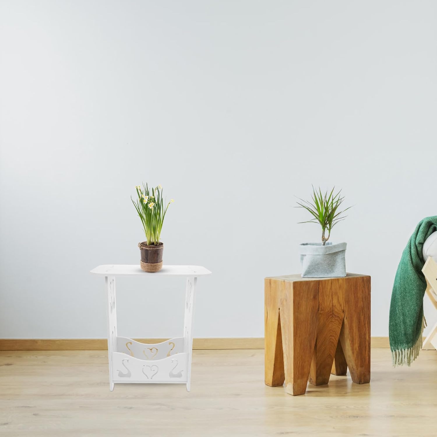 White 2-tier Makeup Table Wood-based Panels for Small Spaces Office