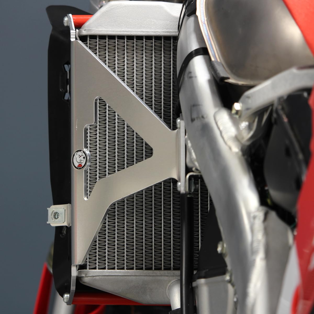 Amazon | AXP ラジエターガード CRF250R 22-24 CRF450R 21-24 レッド 